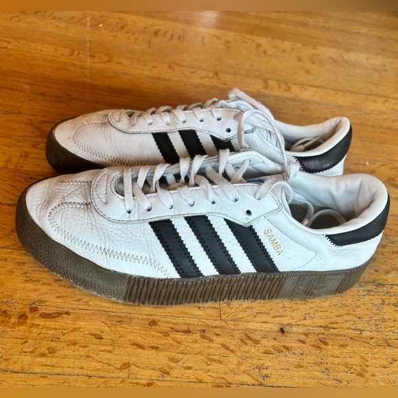 Adidas Women's Samba White and Black Sneakers - Picture 7 of 15